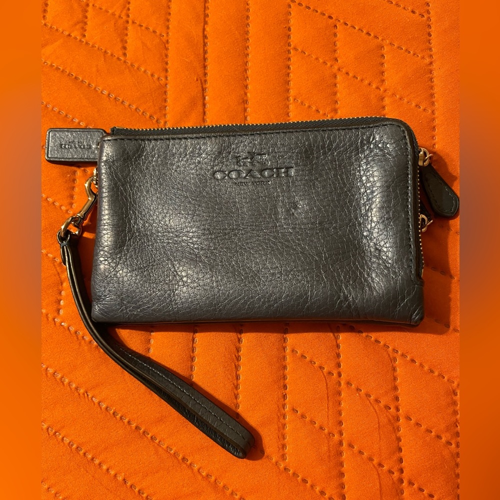 COACH F64130 Metallic Blue Pebble Leather Double Corner Zip Wristlet Wallet